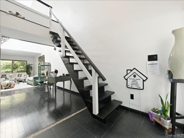 [PHOTO]