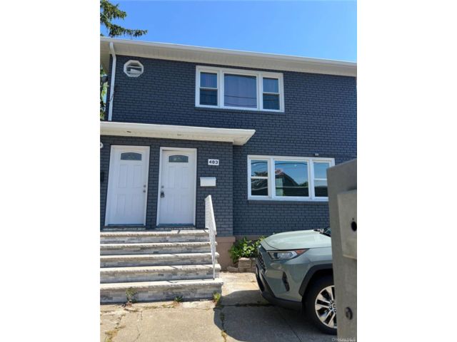 Studio,  0.00 BTH &nbsp;Commercial style home in Lynbrook