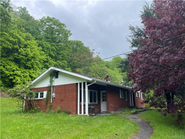 3 BR,  2.00 BTH &nbsp;Ranch style home in Middletown
