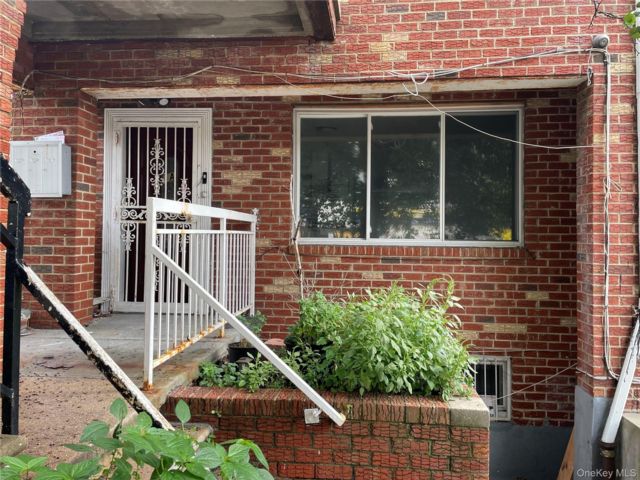 [PHOTO]