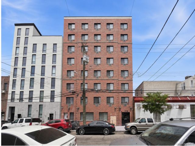 Studio,  0.00 BTH &nbsp;House style home in Mosholu