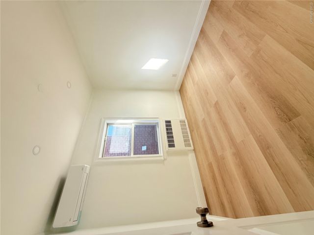 [PHOTO]