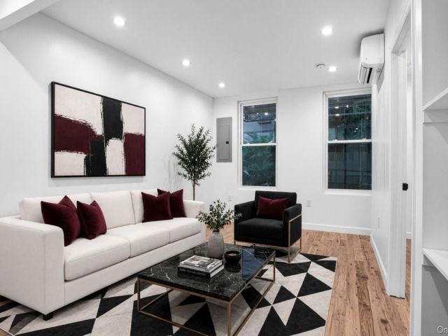  8 BR,  3.00 BTH &nbsp;Other style home in Morris Heights