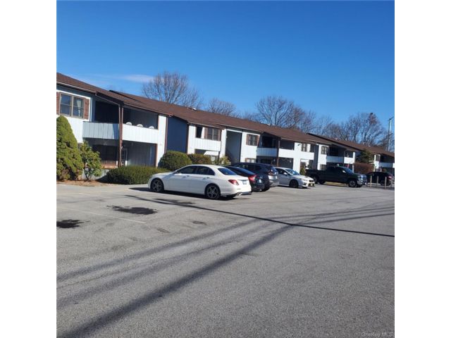 [Pleasant Valley Real Estate, listing number 7337474]