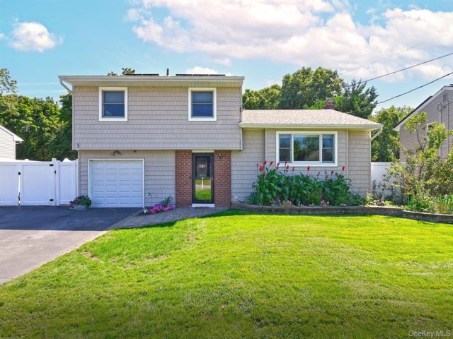 [Selden Real Estate, listing number 7337599]