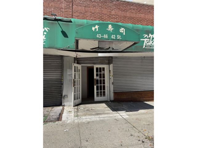 Studio,  0.00 BTH &nbsp;House style home in Sunnyside