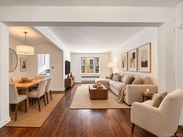  2 BR,  1.00 BTH &nbsp;Other style home in Kew Gardens