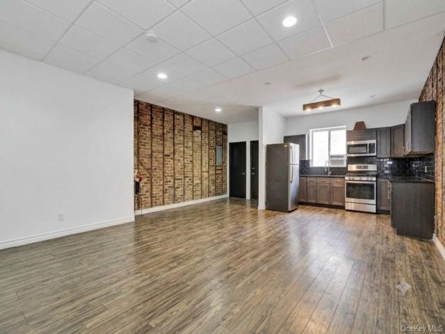 Studio,  0.00 BTH &nbsp;House style home in Long Island City