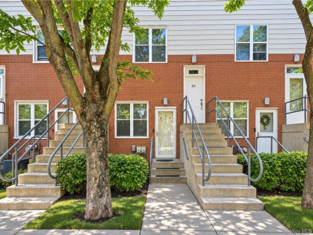 [Cornell Real Estate, listing number 7338485]