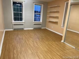  2 BR,  2.00 BTH &nbsp;Mid rise style home in Elmhurst