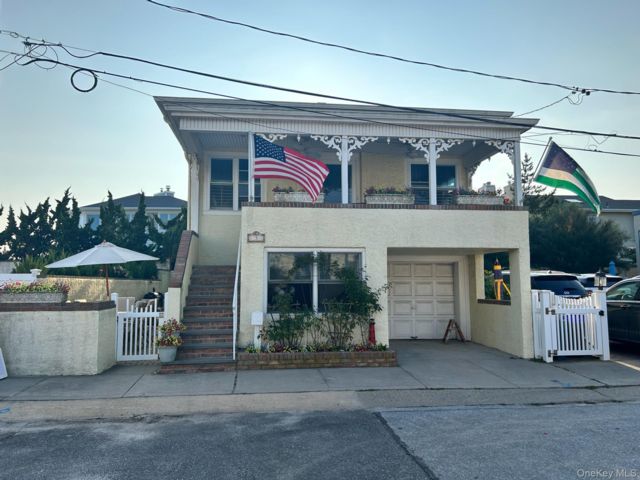  2 BR,  1.00 BTH &nbsp;Other style home in East Atlantic Beach