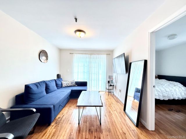  2 BR,  1.00 BTH &nbsp;Other style home in Middle Village