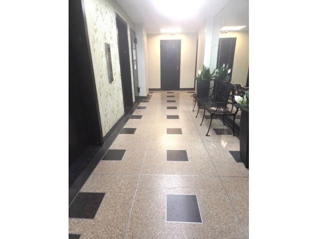 [PHOTO]