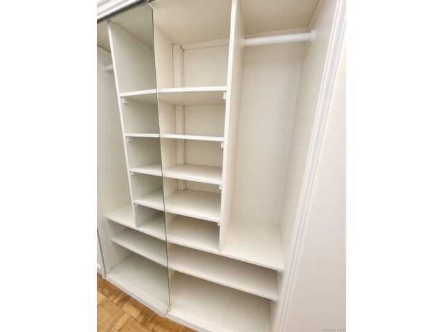  3 BR,  1.00 BTH &nbsp;High rise style home in Parkchester