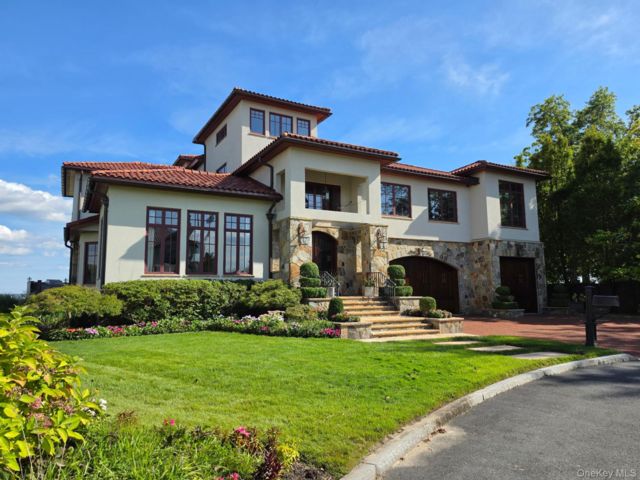  3 BR,  5.00 BTH &nbsp;Mediterranean style home in New Rochelle