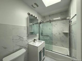 [PHOTO]
