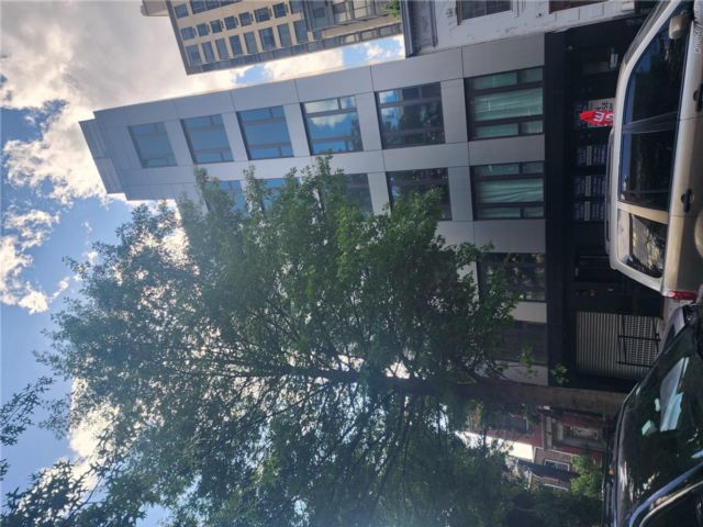  2 BR,  1.00 BTH &nbsp;Contemporary style home in Forest Hills