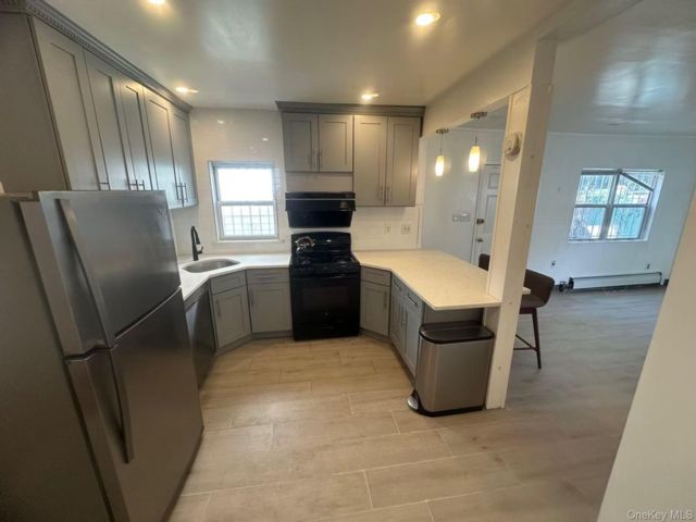  2 BR,  1.00 BTH &nbsp;Other style home in Rego Park
