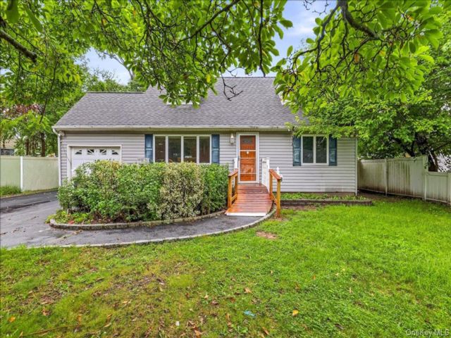[Ronkonkoma Real Estate, listing number 7339595]