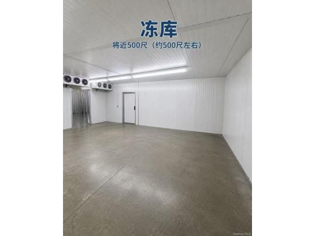 [PHOTO]