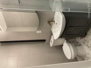[PHOTO]