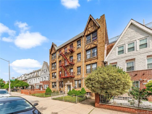 Studio,  0.00 BTH &nbsp;House style home in Astoria