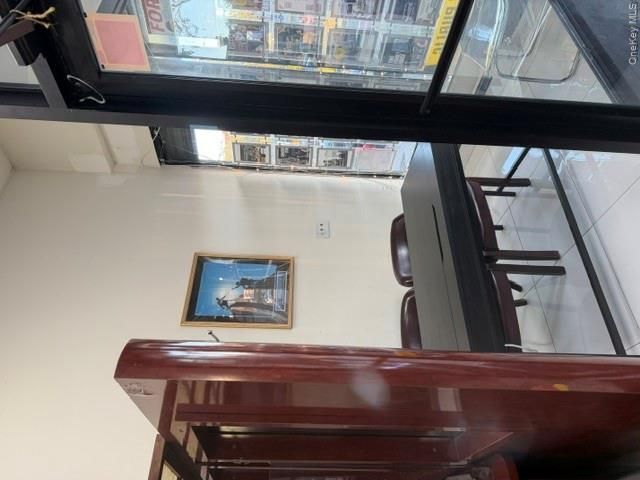 [PHOTO]