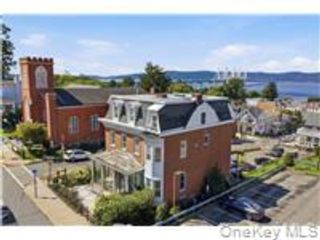  3 BR,  2.00 BTH &nbsp;Mediterranean style home in Tarrytown