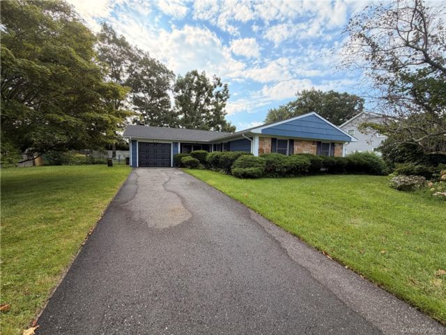 [South Setauket Real Estate, listing number 7340304]