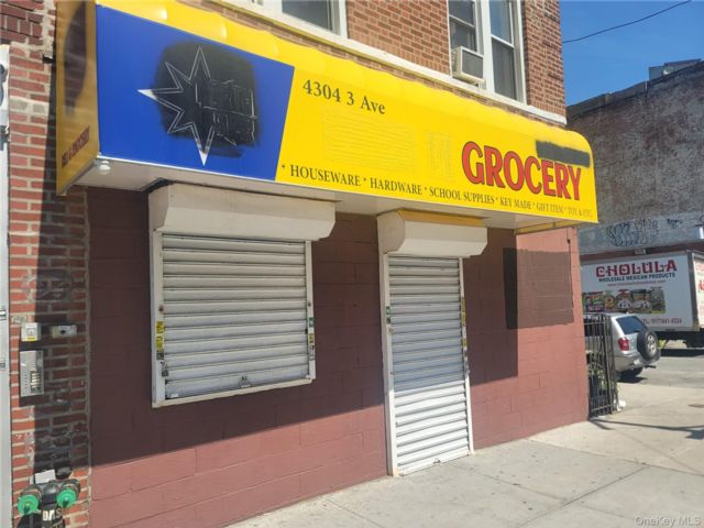 Studio,  0.00 BTH &nbsp;Commercial style home in Windsor Terrace