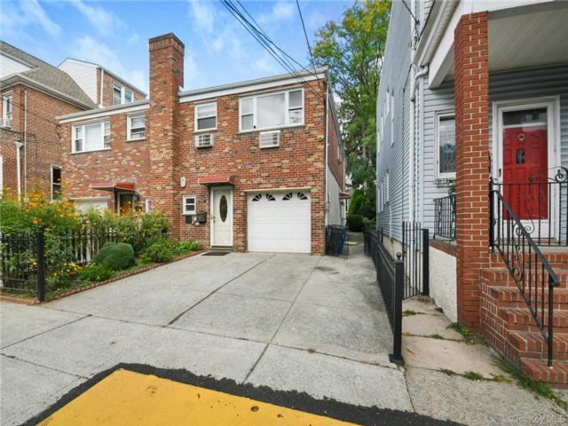 [Woodlawn Real Estate, listing number 7341391]
