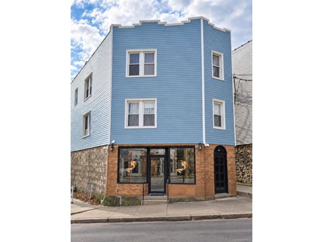 Studio,  0.00 BTH &nbsp;Commercial style home in Yonkers