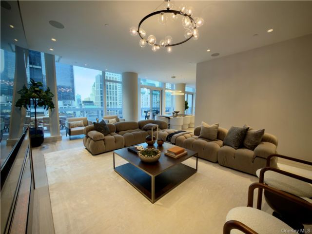  5 BR,  7.00 BTH &nbsp;Other style home in New York (manhattan)