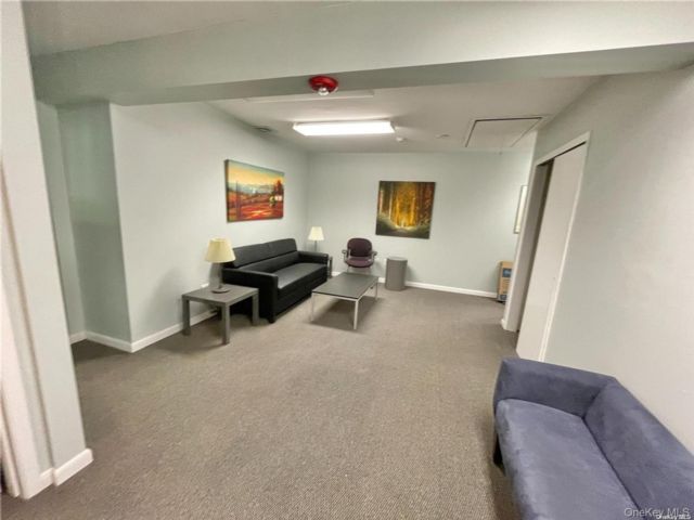 Studio,  0.00 BTH &nbsp;House style home in Smithtown