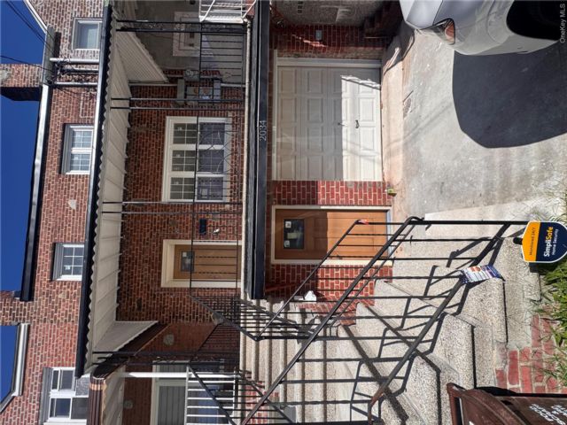  2 BR,  1.00 BTH &nbsp;House style home in Parkchester