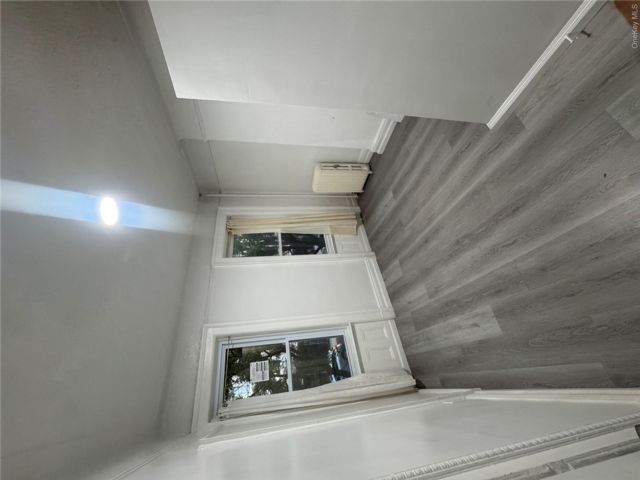 [PHOTO]