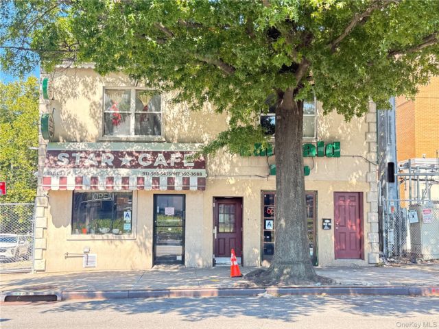 [PHOTO]