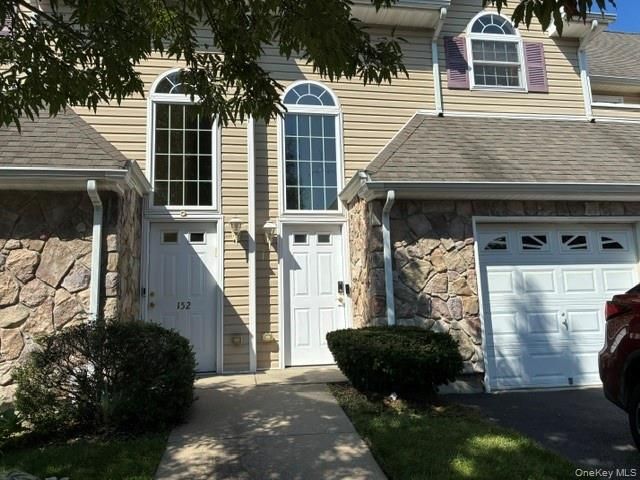 [Dix Hills Real Estate, listing number 7342241]
