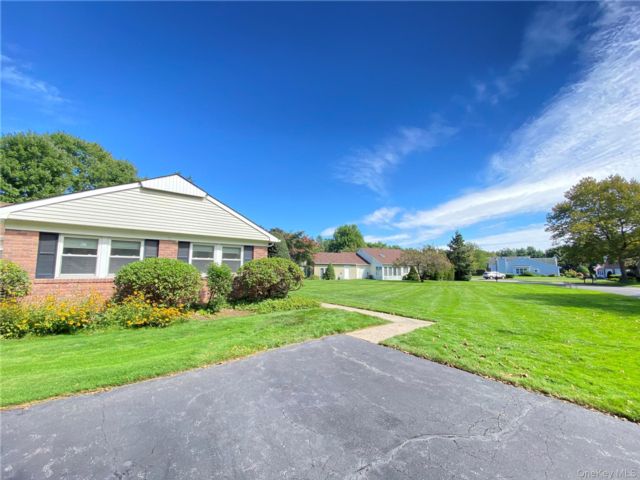 [Mount Sinai Real Estate, listing number 7342934]