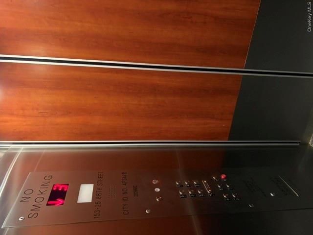 [PHOTO]