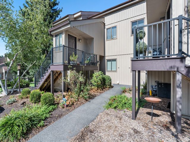  2 BR,  2.00 BTH &nbsp;Condo style home in Ossining