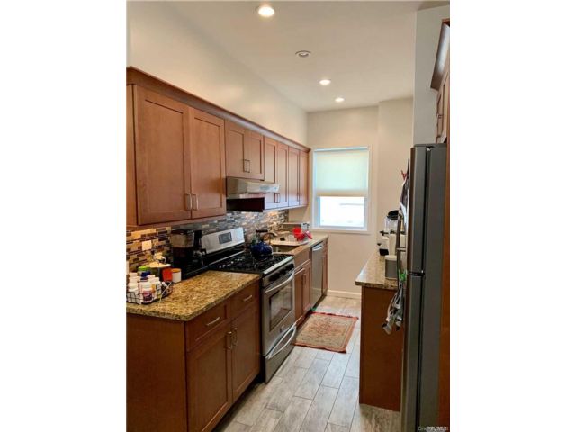  1 BR,  1.00 BTH &nbsp;Other style home in Dyker Heights