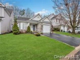 [Middle Island Real Estate, listing number 7343135]