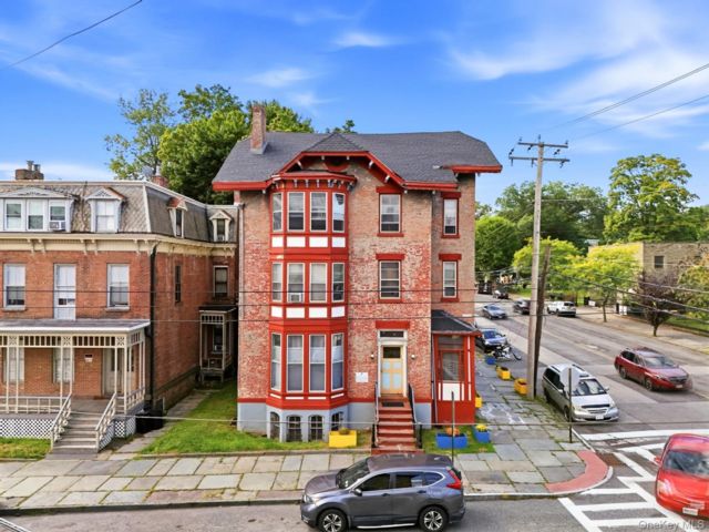 Studio,  0.00 BTH &nbsp;House style home in Newburgh