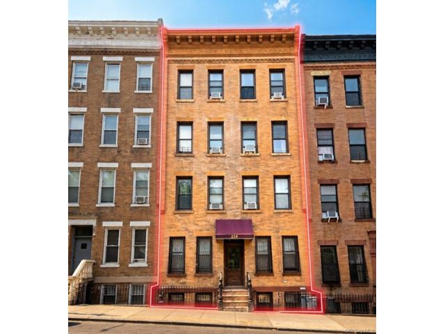 Studio,  0.00 BTH &nbsp;House style home in Park Slope