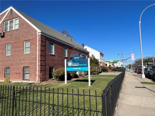 Studio,  0.00 BTH &nbsp;House style home in Oakland Gardens