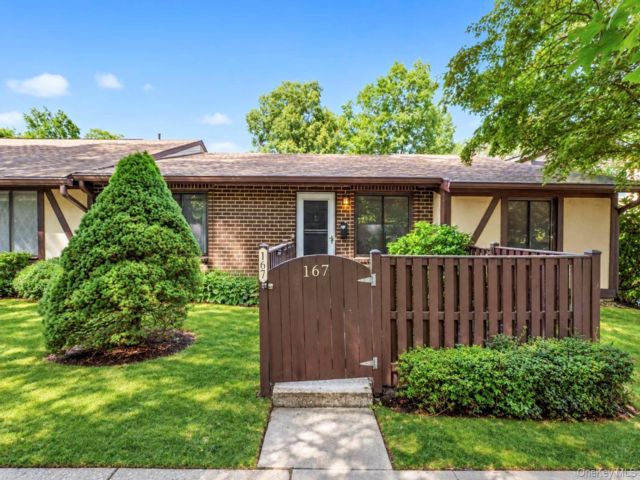  1 BR,  1.00 BTH &nbsp;Other style home in Port Jefferson