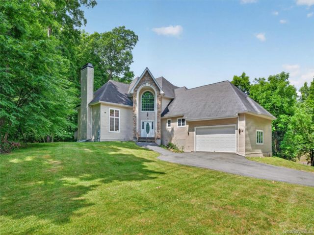 [Hyde Park Real Estate, listing number 7344056]