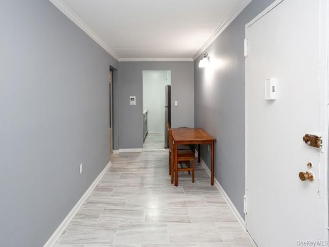 [PHOTO]