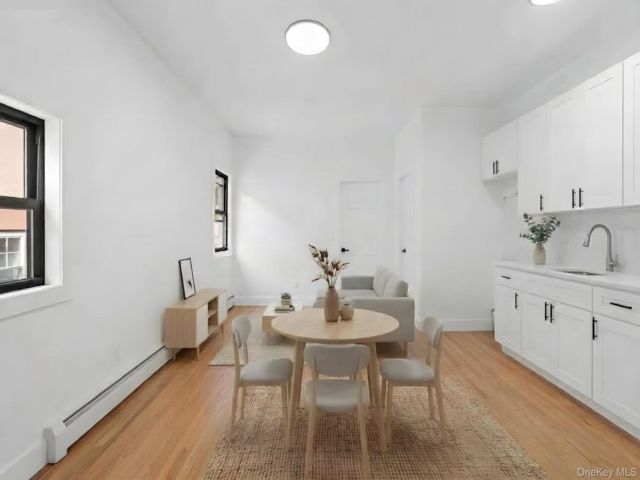  3 BR,  2.00 BTH &nbsp;Colonial style home in Cornell